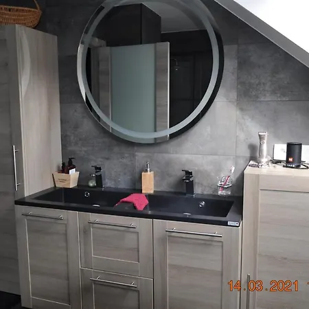 ベッド・アンド・ブレックファスト Bon Sejour Bis ティユー